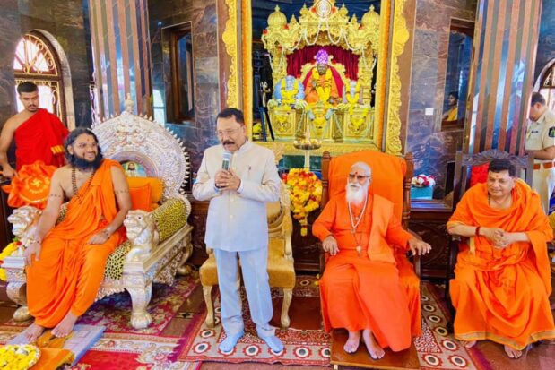 Hon’ble Governor of Goa Shri. PS Sreedharan Pillai ji offered prayers at Sadguru Brahmanandacharya Swamiji Samadhisthan on the auspicious occassion of Pujya Sadguruji Punyatithi and Tapobhoomi Tridashakpurti Mahotsav at Tapobhoomi - Goa. - Shree Datta Padmanabh Peeth - 